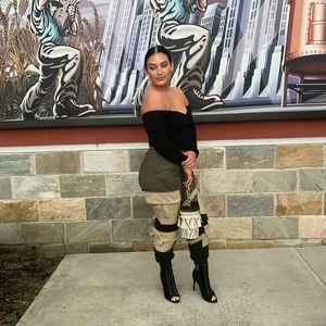 “Block it out cargo pants”